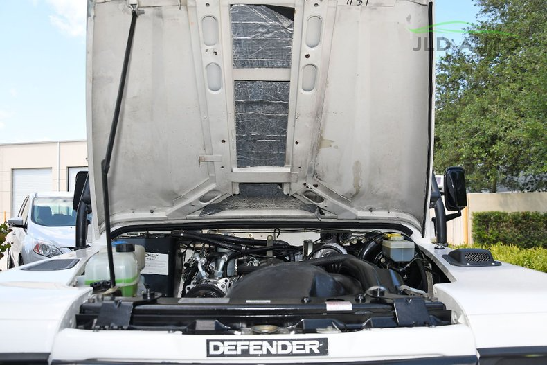 1992،Land Rover Defender 110 14