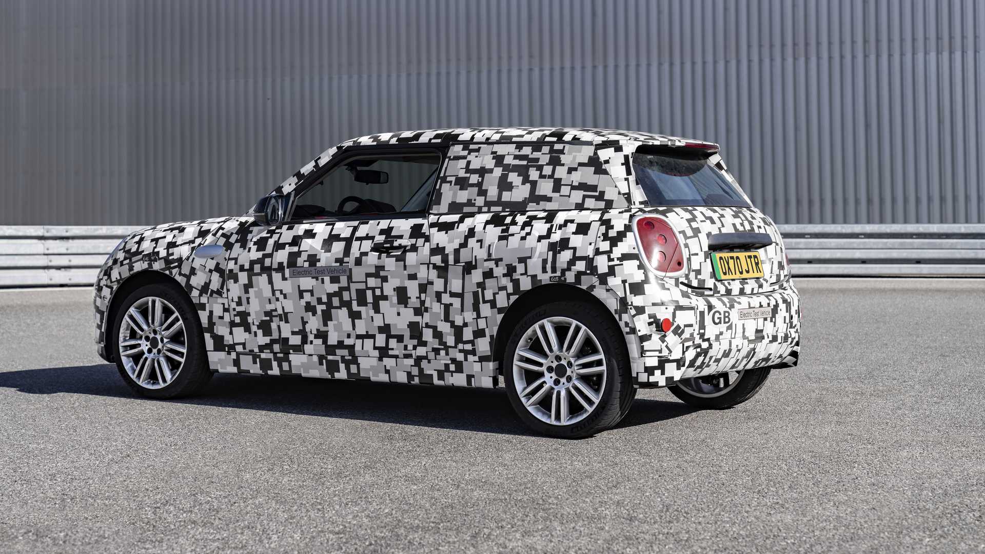 2023-mini-cooper-se 2