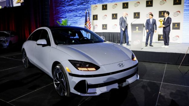 برترین خودروی سال  1