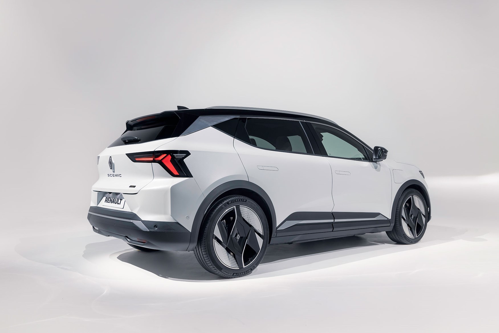 بهترین سایت خودرو  11