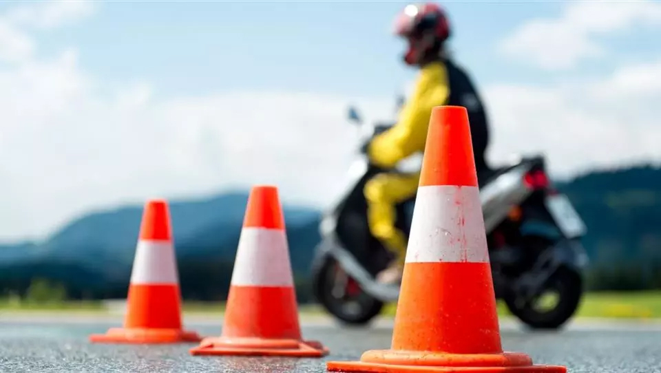گواهینامه یک روزه موتورسیکلت  2