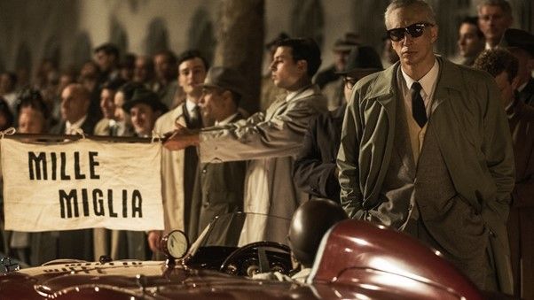 در ساخت فیلم فراری از ۳۹۳ ماشین کلاسیک استفاده شده است 3