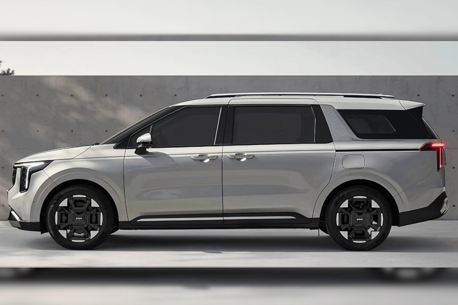 کیا کارنیوان 2025 6