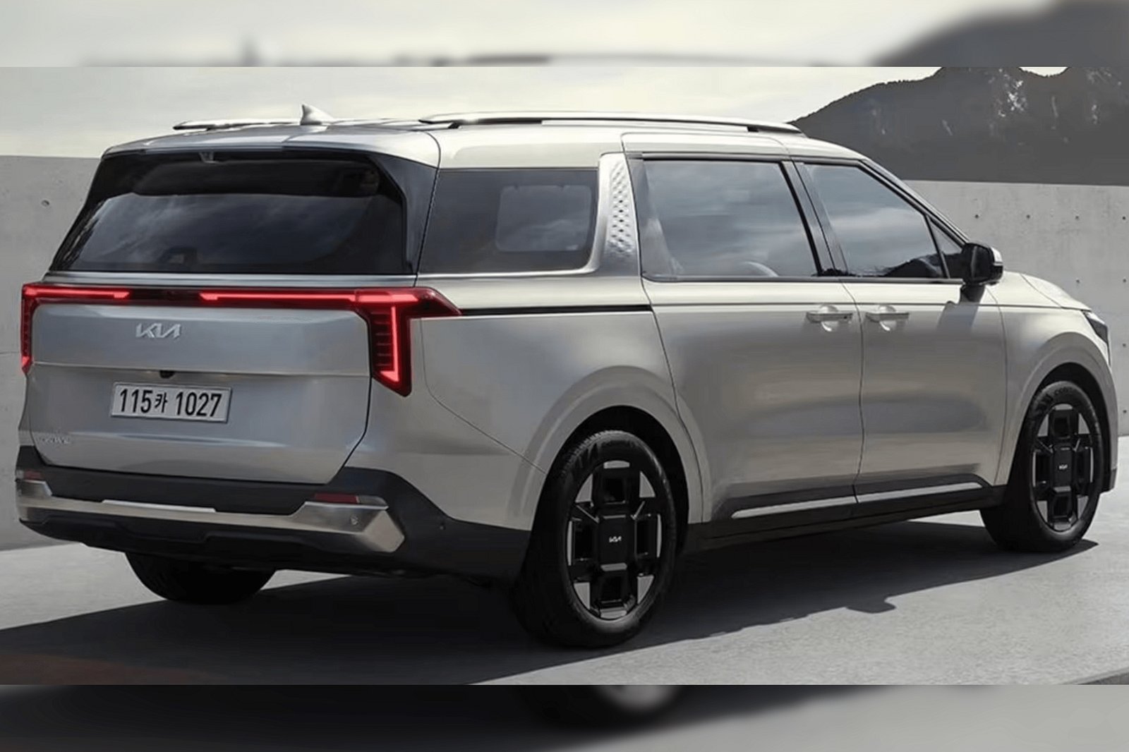 کیا کارنیوان 2025 7