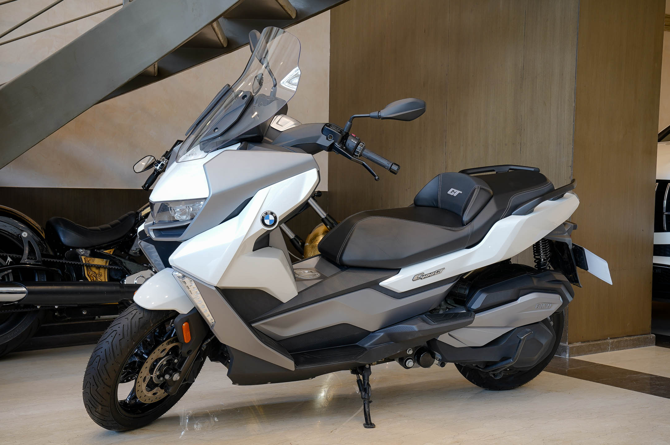 تردد موتور سیکلت بالای 500 سی سی مجاز شد  3