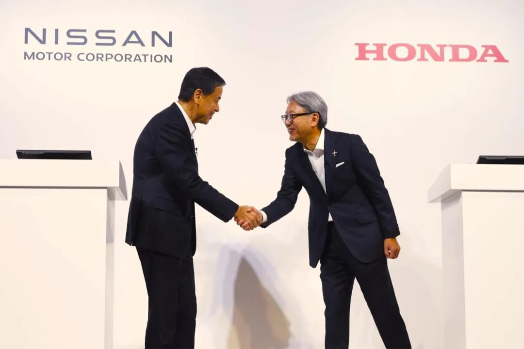 nissan  honda    iran 3